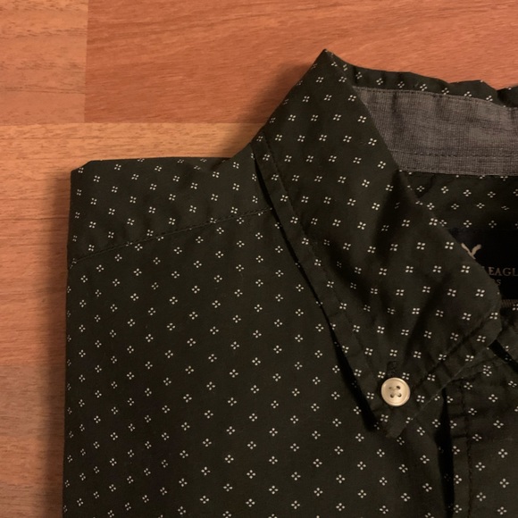 *3/$25* Long sleeve button down - Picture 1 of 4